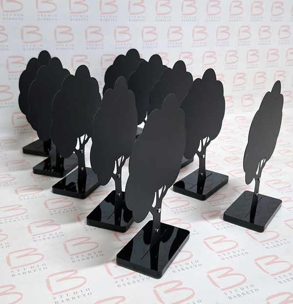 displays-magneticos-corte-laser