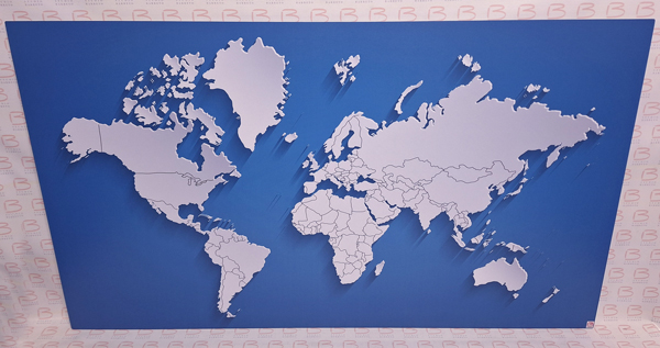 mapa-mundi-azul-para-imas-de-viagem
